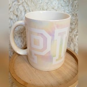 Extra large Victoria's secret "pink" opal drink of your choice cup! (Or coffee )